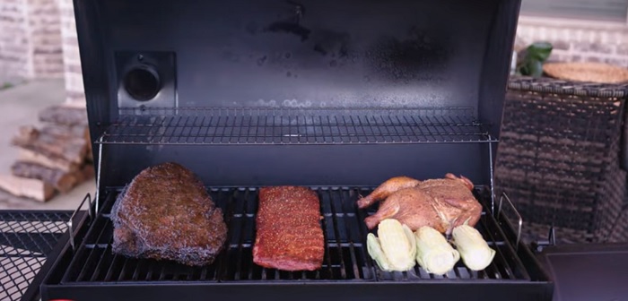 How to Use a Charcoal Smoker