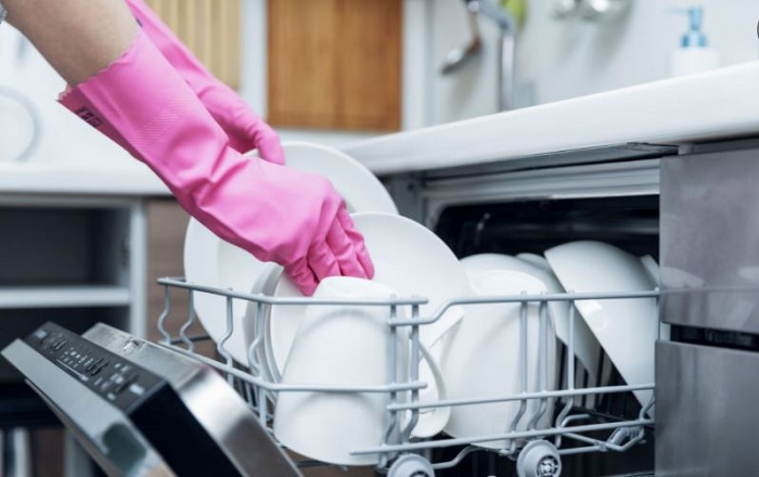 How to Clean Dishwasher