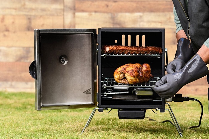 Steps on How to Use an Electric Smoker? Good Tips